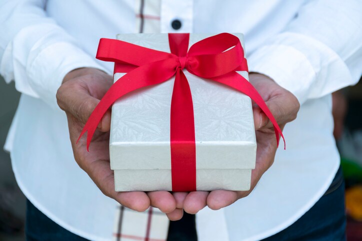 grants-for-gifts-this-holiday-season-identifying-threats